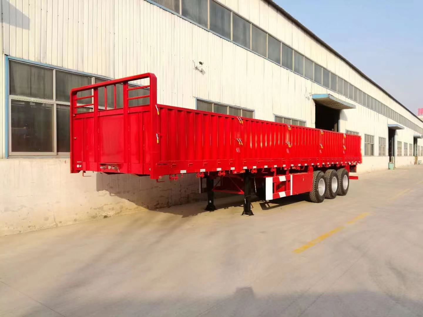 JUPITER 3 axles dropside semi trailers are ready for shipment