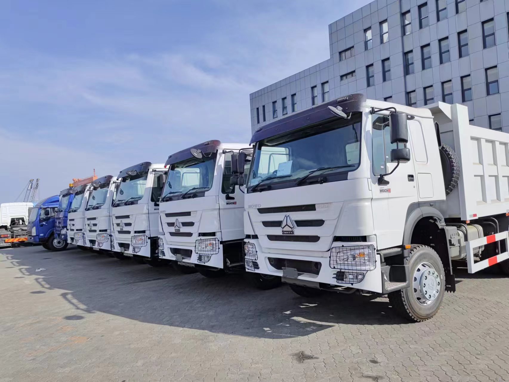 SINOTRUK HOWO 6*4 DUMP TRUCKS  ARE READY FOR DELIVERY